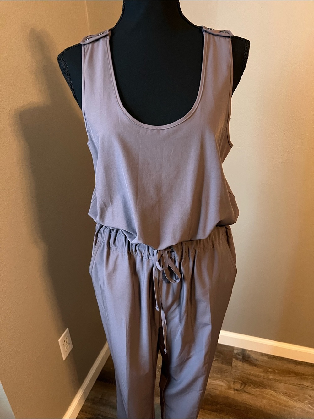 Simply Vera Wang Sleeveless Lavender Grey Jumpsuit with Drawstring Waist